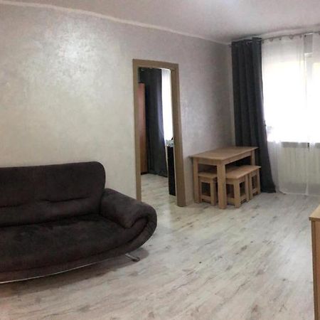 Dmi Apartment Iasi Exterior foto